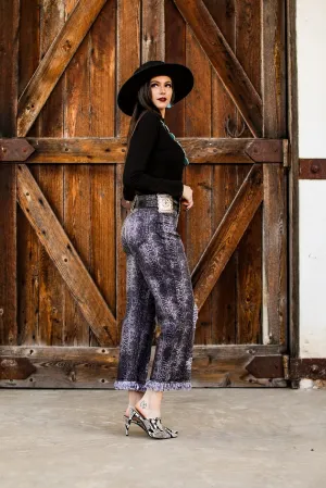 BLACK SNAKE PRINT FRAYED HEM BOYFRIEND JEAN