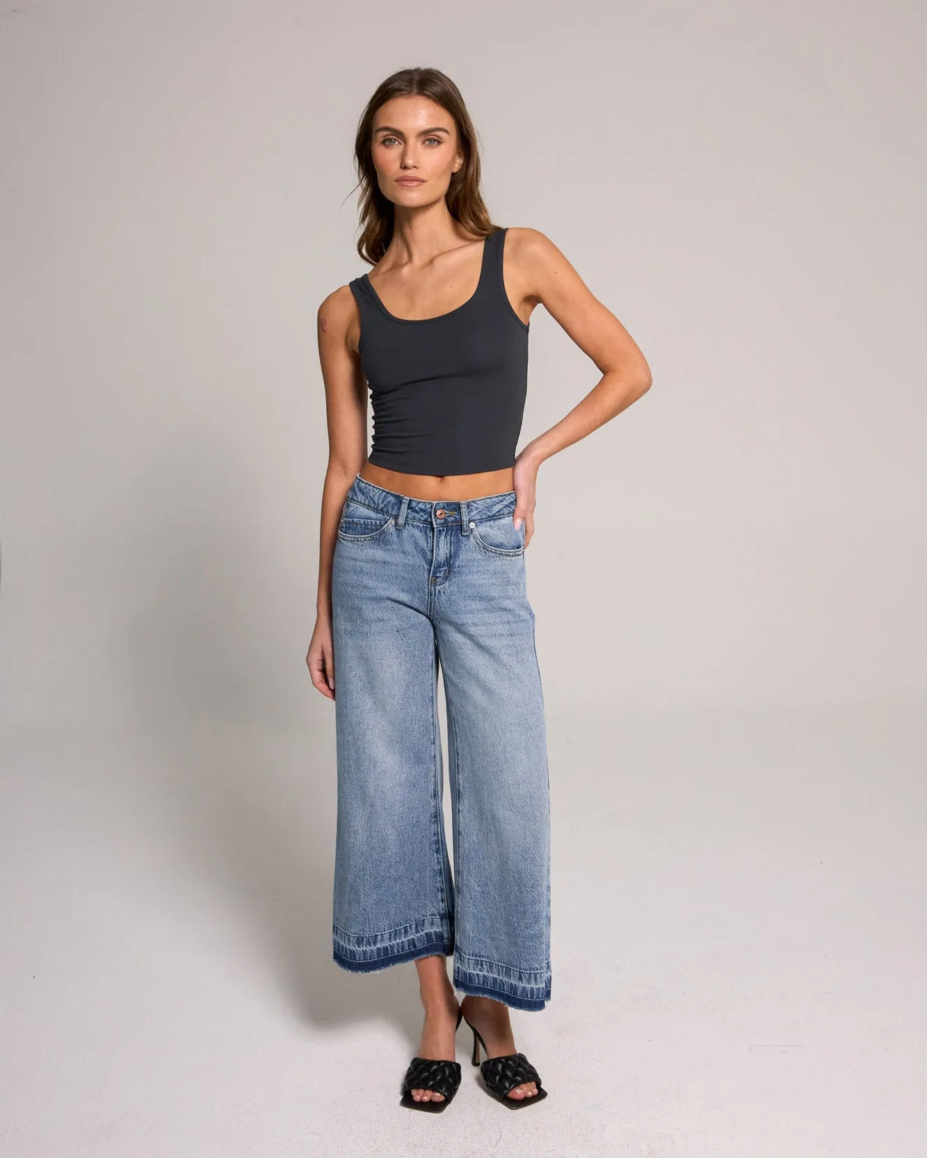 Cropped Mid Rise Wide Leg Jean - Medium Indigo