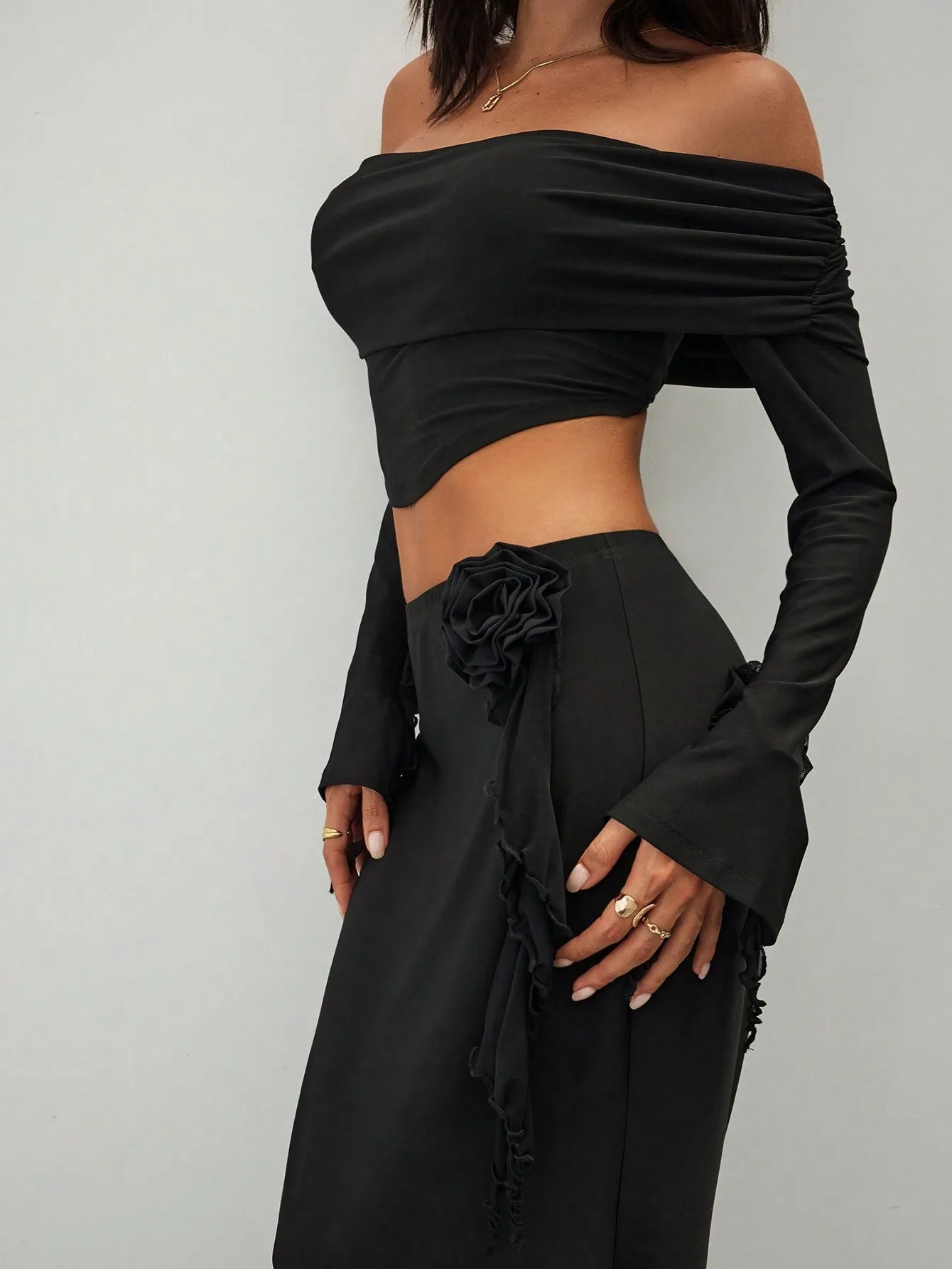 Women's Elegant Sexy Asymmetrical Top And Low Waist Bodycon Skirt  Sets With 3D Flowers