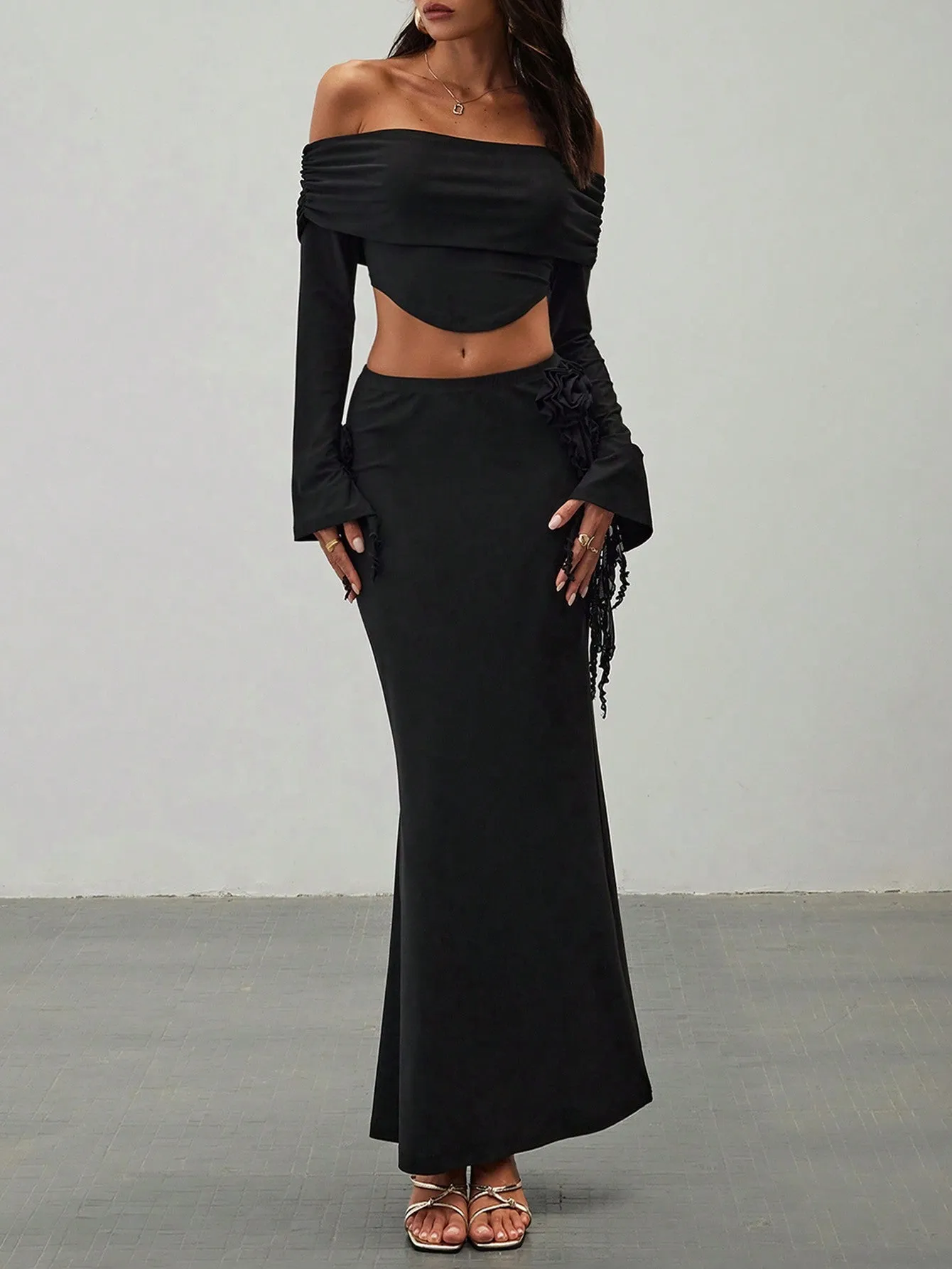Women's Elegant Sexy Asymmetrical Top And Low Waist Bodycon Skirt  Sets With 3D Flowers