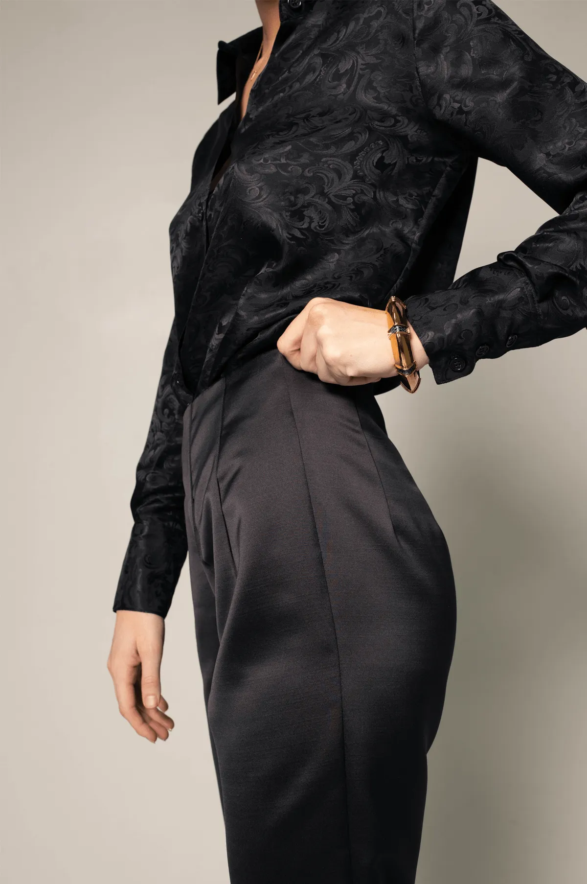 Women's Trousers Pleated Pants | Le Réussi